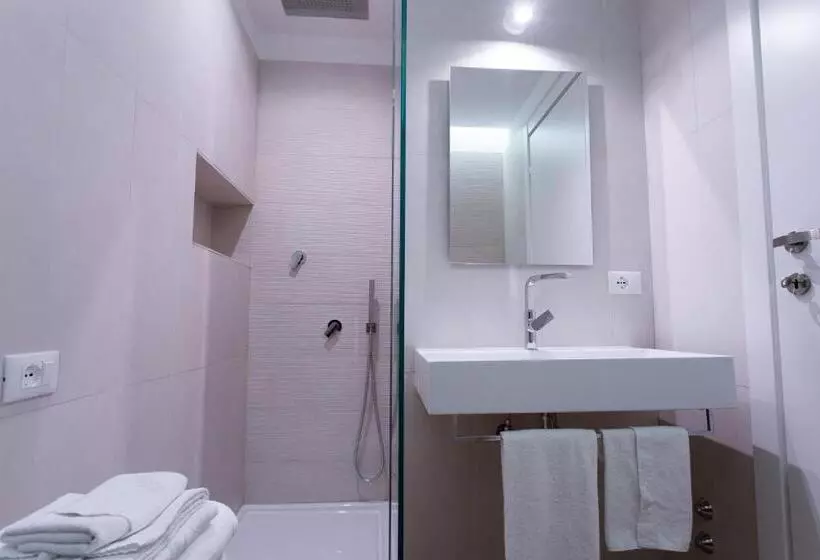 اتاق لوکس سه تخته, B&b Maria Rosaria