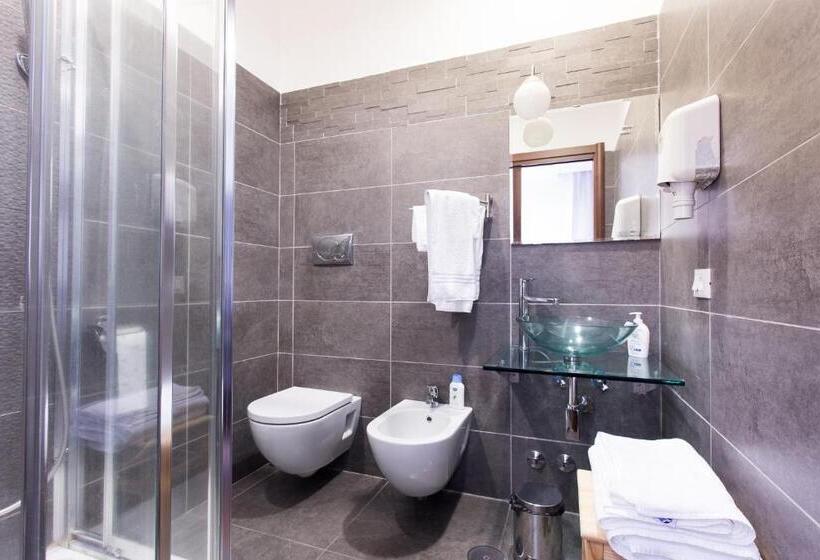 Номер Стандарт с Балконом, B&b Maria Rosaria