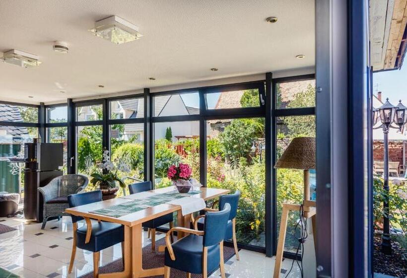 Номер Стандарт Трехместный, Business Pension Gasper