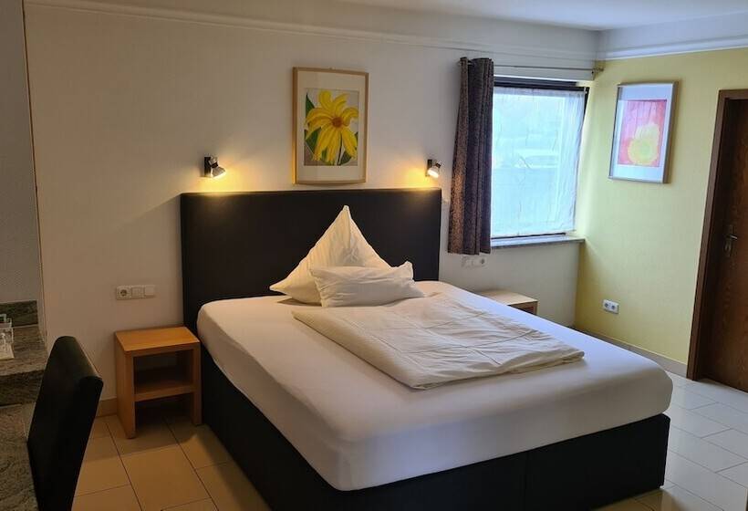 Номер Стандарт, Business Pension Gasper