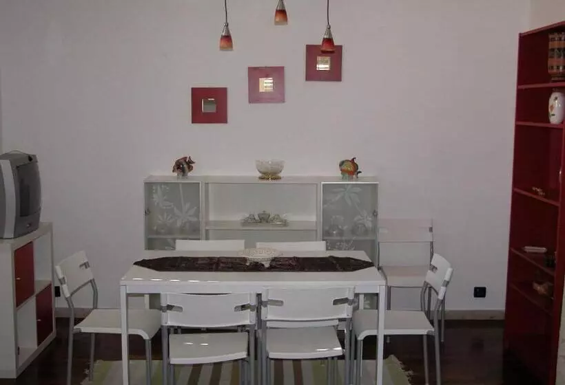 اتاق استاندارد, La Caletta