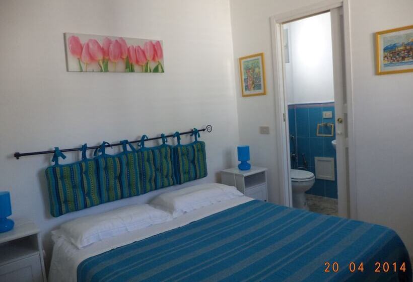اتاق استاندارد, La Caletta
