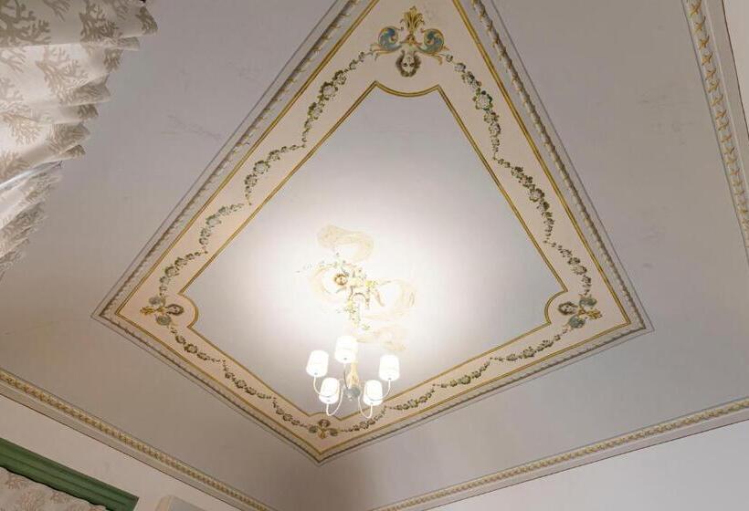 수피리어 룸, Palazzo Villelmi