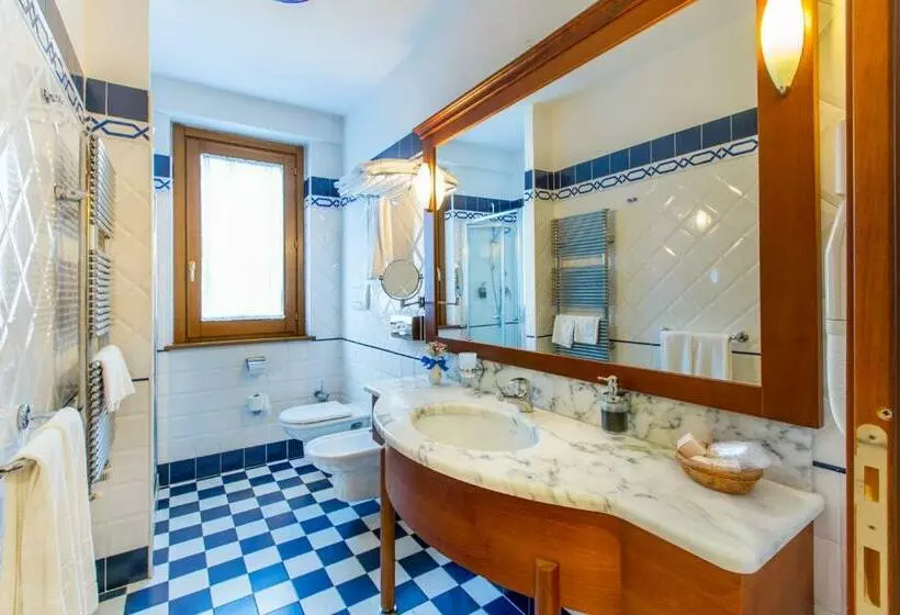 اتاق استاندارد, Casale