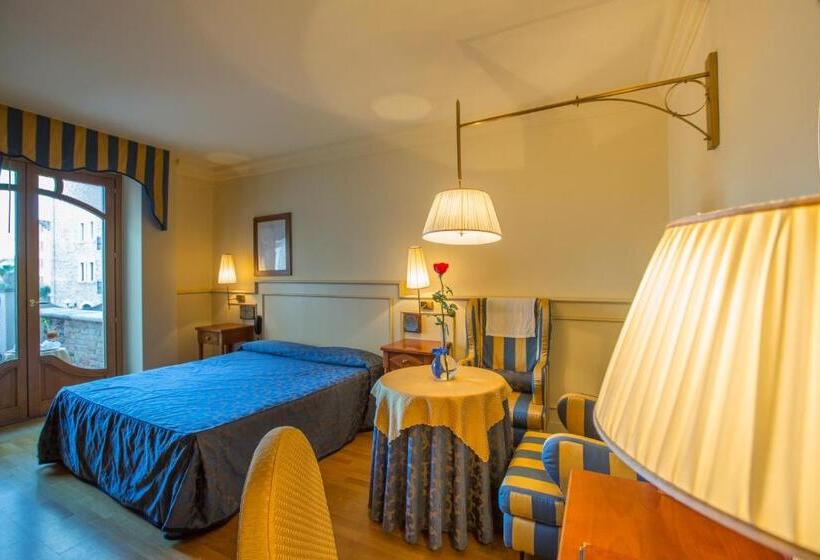 اتاق استاندارد, Casale