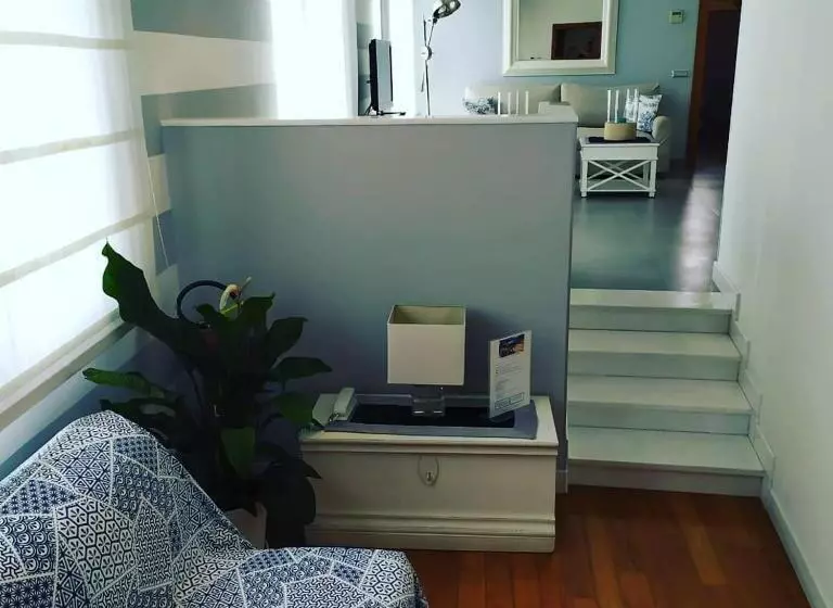 バルコニー付き１ベッドルームアパートメント, Cubo Apartments
