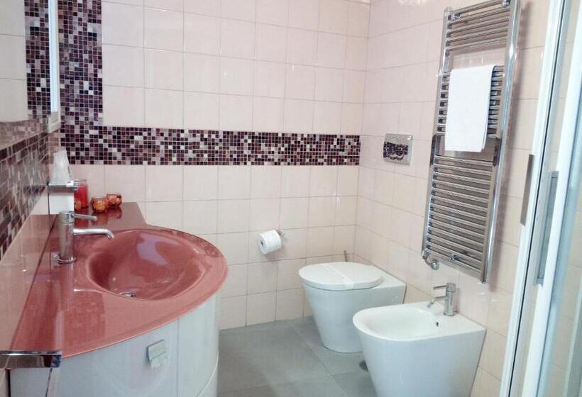 آپارتمان 2 خوابه با چشم‌انداز دریا, Cubo Apartments