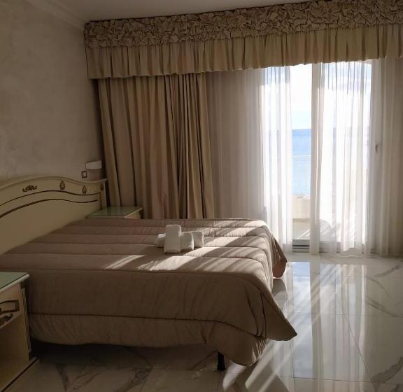 סוויטה נוף לים, Paradise