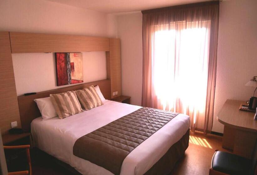 프레스티지 룸, Cevenol