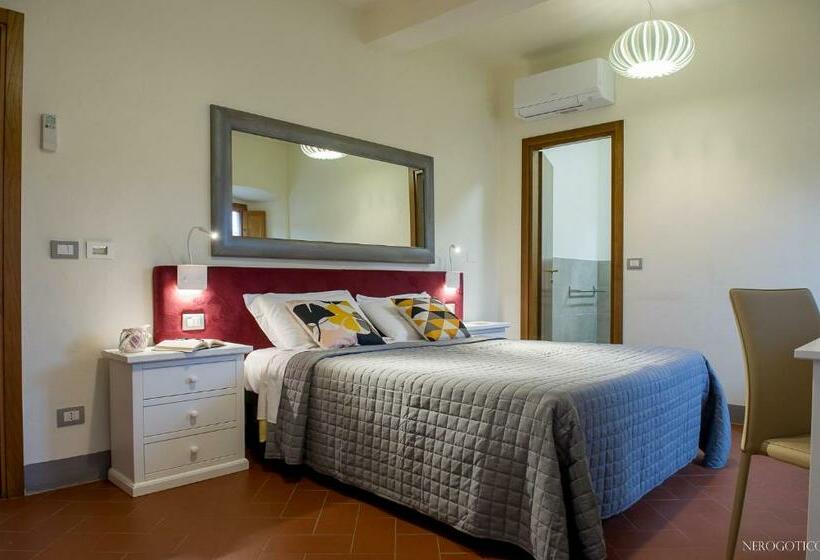 غرفة سوبيريور, Chiostro Delle Monache Hostel Volterra