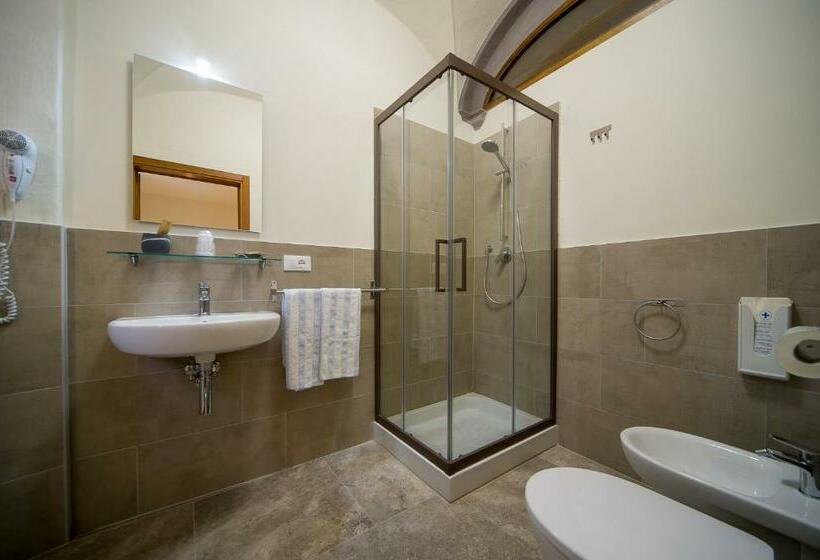 غرفة سوبيريور, Chiostro Delle Monache Hostel Volterra