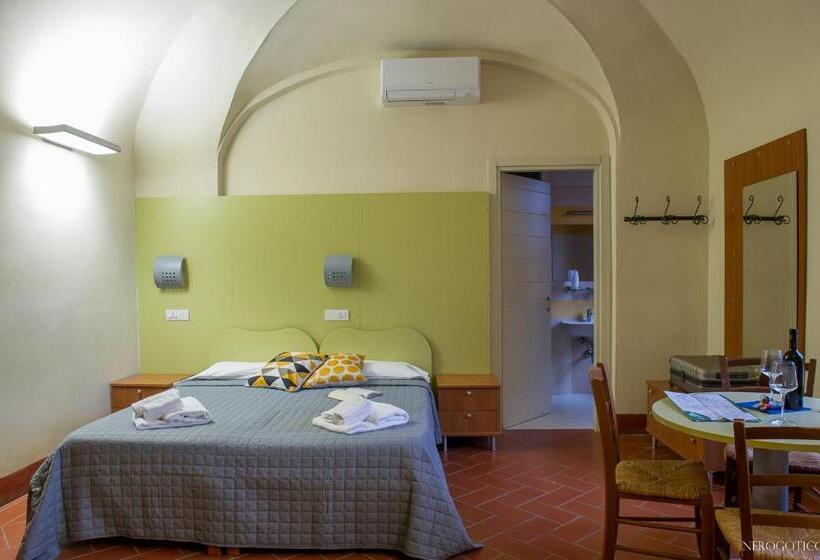 غرفة قياسية فردية, Chiostro Delle Monache Hostel Volterra
