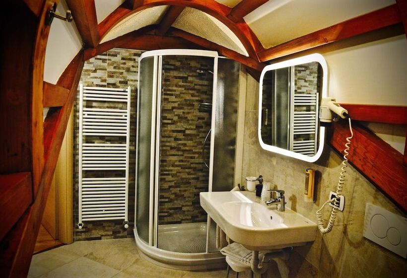 Pokój Standard, Dal Bon