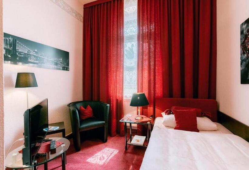 غرفة قياسية فردية, Der Schwan