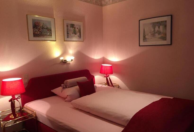 غرفة قياسية فردية, Der Schwan