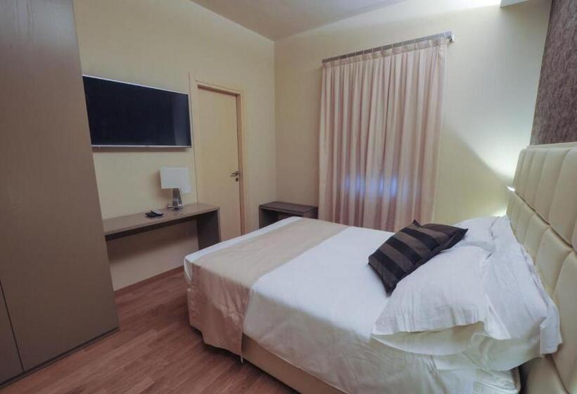 스탠다드 룸 호수 전망, Dori