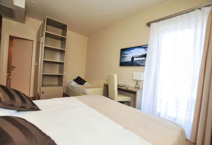 스탠다드 싱글 룸, Dori