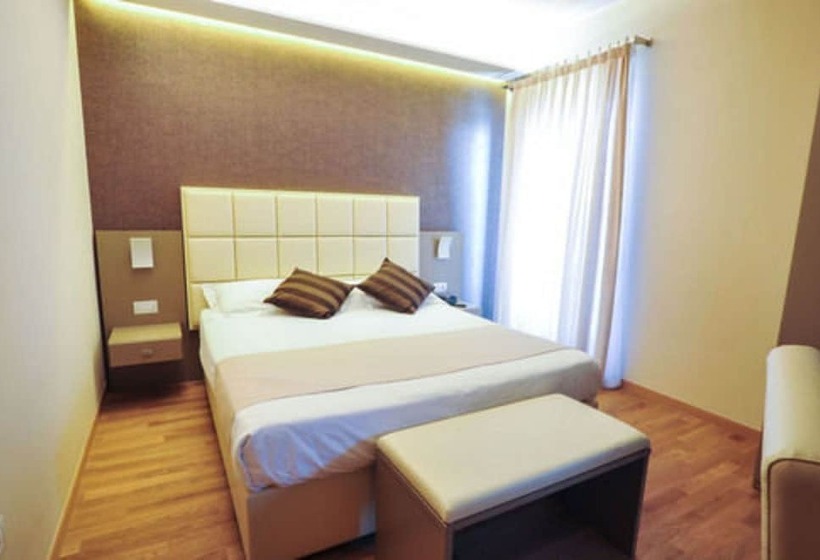 스탠다드 룸 호수 전망, Dori