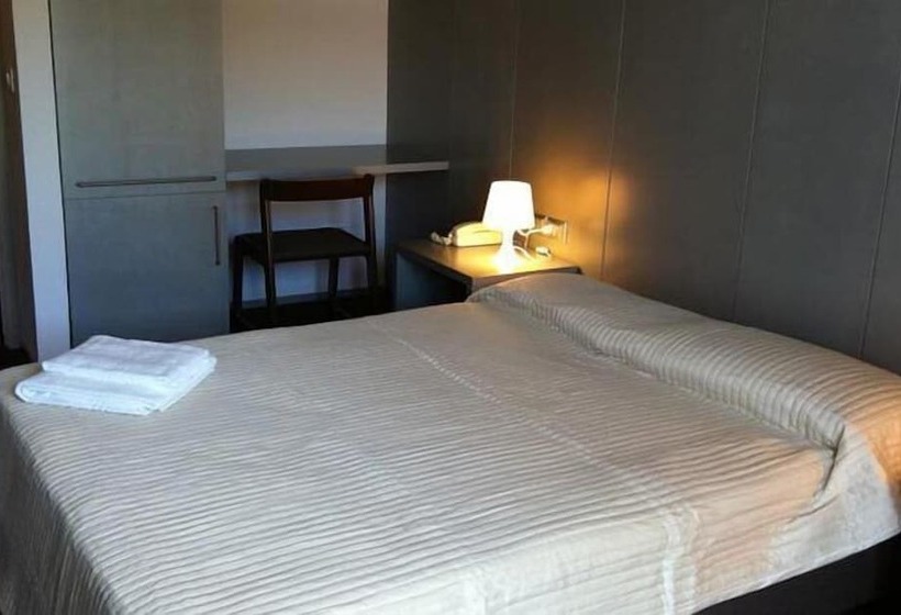 スタンダードルーム, Europa