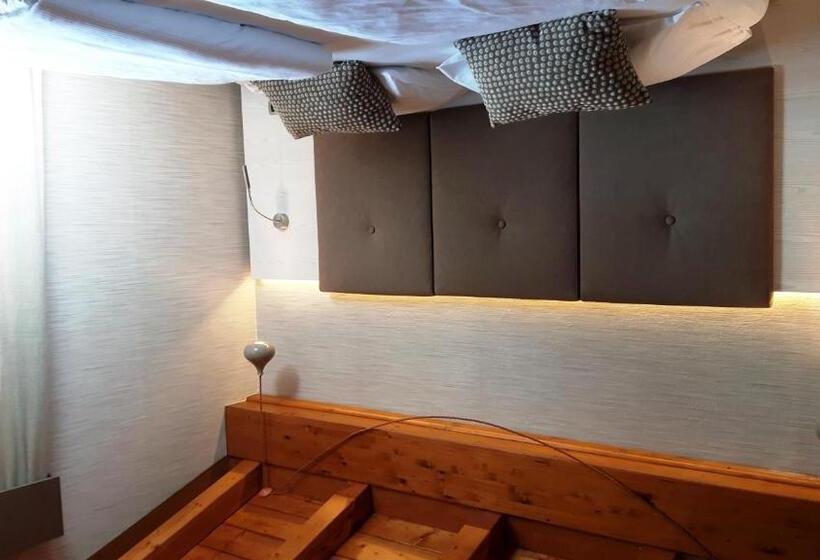 غرفة سوبيريور إطلالة على البحيرة, Galvani