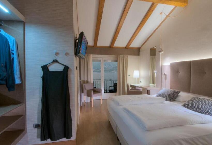 غرفة سوبيريور إطلالة على البحيرة, Galvani