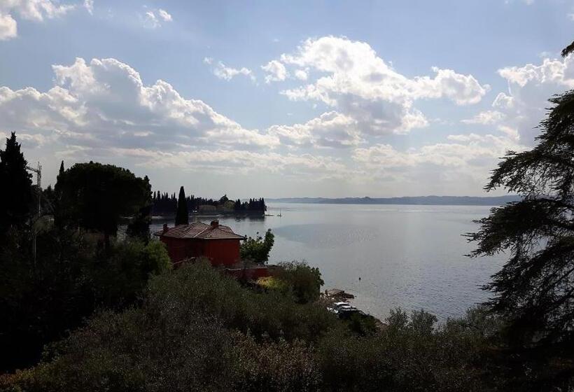 غرفة سوبيريور إطلالة على البحيرة, Galvani