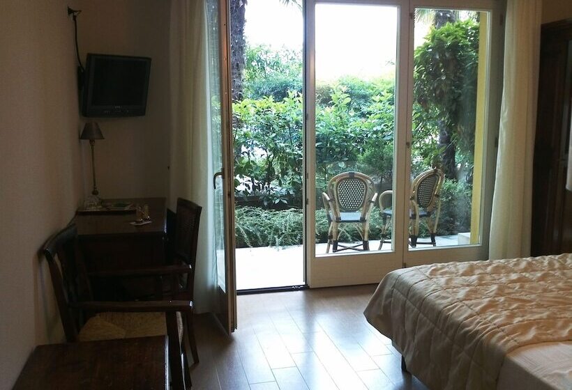 غرفة قياسية ثلاثية, Galvani