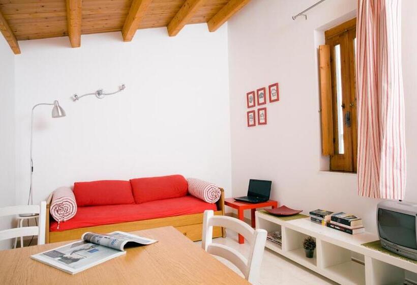 Апартаменты 2 Спальни, Il Vicolo B&b