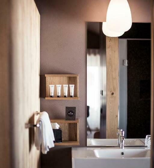 اتاق استاندارد یک نفره, Lamm