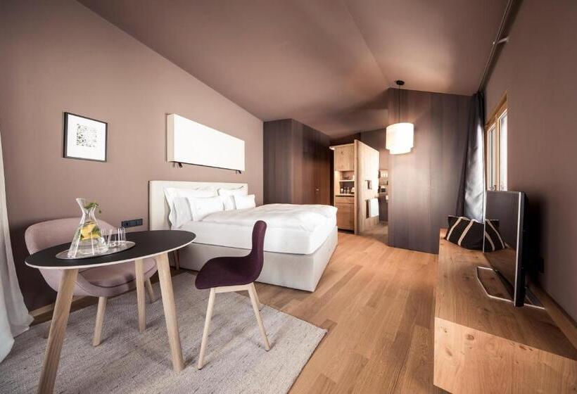 اتاق استاندارد, Lamm