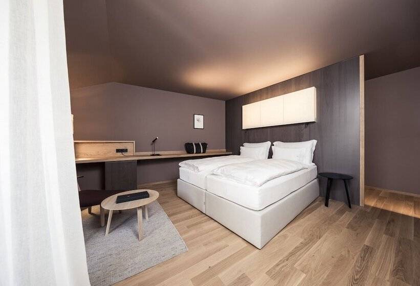 اتاق استاندارد, Lamm