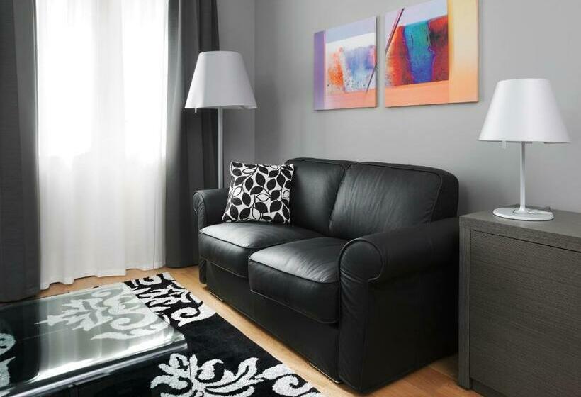 إستوديو قياسى, Palace Suite