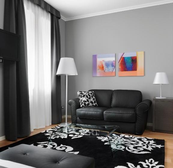 إستوديو قياسى, Palace Suite