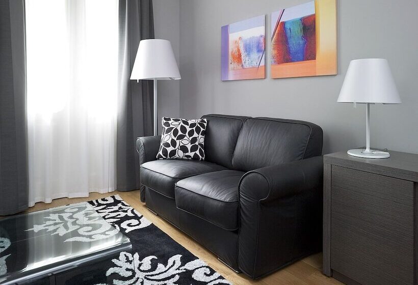 إستوديو قياسى, Palace Suite