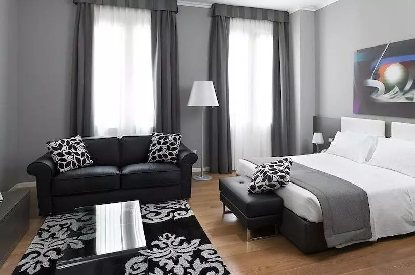 سوئیت کلاسیک, Palace Suite