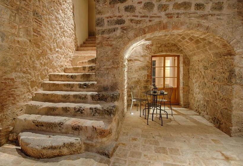 프레스티지 스위트, Relais La Costa Historical Residence