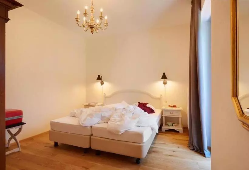 Huoneisto 1 Makuuhuone, Historic Guesthouse Bircher B&b Apartments By Sterzing