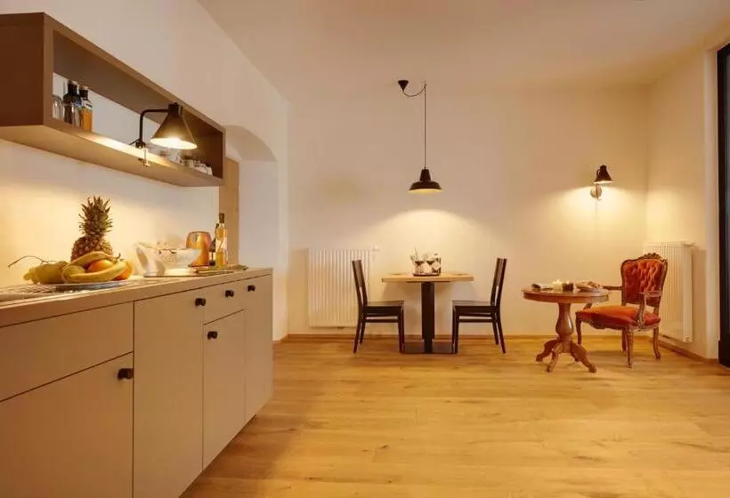 Deluxe-huoneisto 1 Makuuhuone, Historic Guesthouse Bircher B&b Apartments By Sterzing