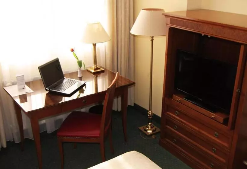 اتاق استاندارد با تخت بزرگ, Residenz Stockstadt