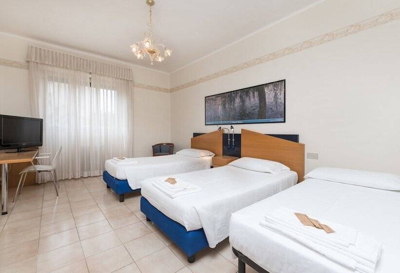 חדר סטנדרט לשלושה, San Pancrazio