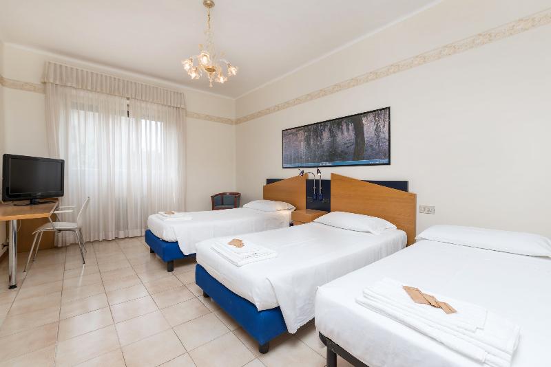 חדר סטנדרט לשלושה, San Pancrazio