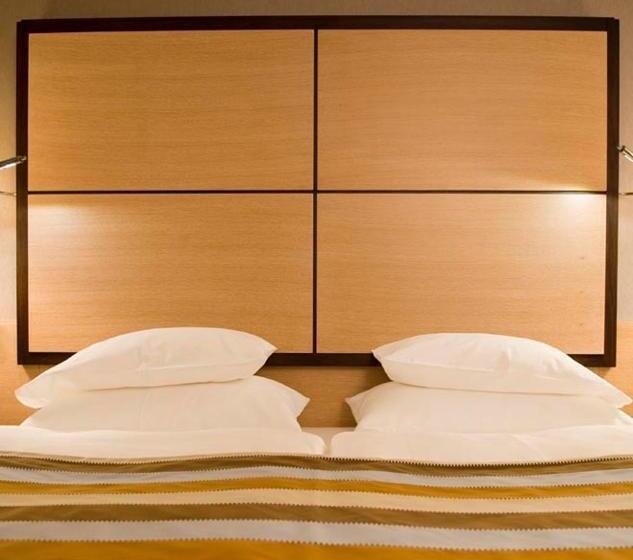 クラシックルーム, Savoy