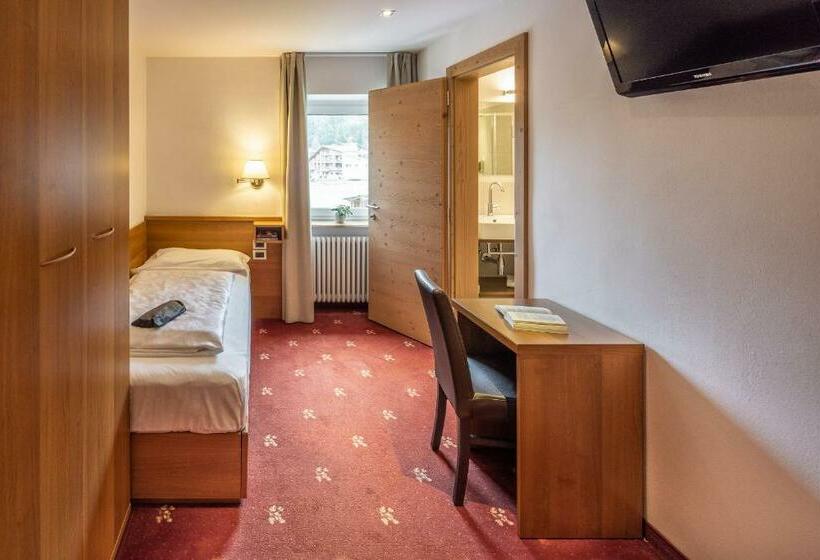 Номер Стандарт Индивидуальный, Sellas