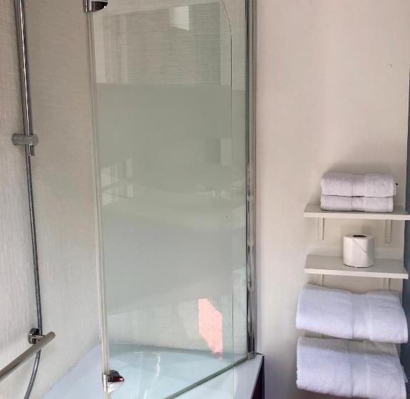 스탠다드 트리플 룸, Van Eyck