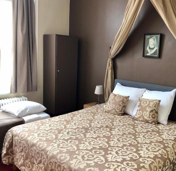 4인용 스탠다드 룸, Van Eyck