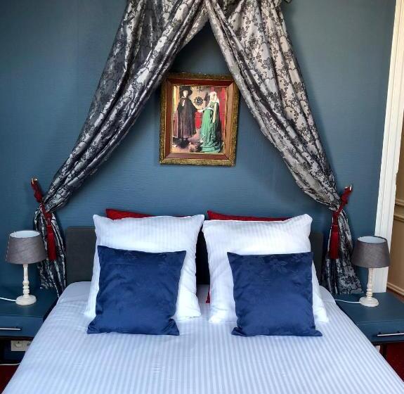 스탠다드 룸, Van Eyck