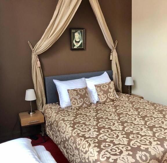 4인용 스탠다드 룸, Van Eyck