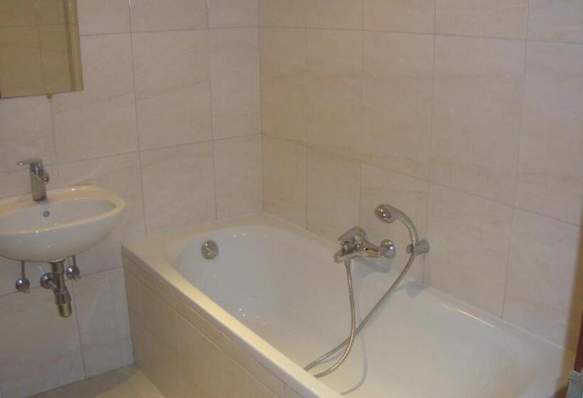 اتاق استاندارد, Windsor