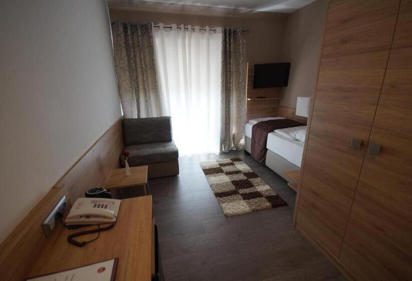 اتاق استاندارد یک نفره, Bauschheimer Hof