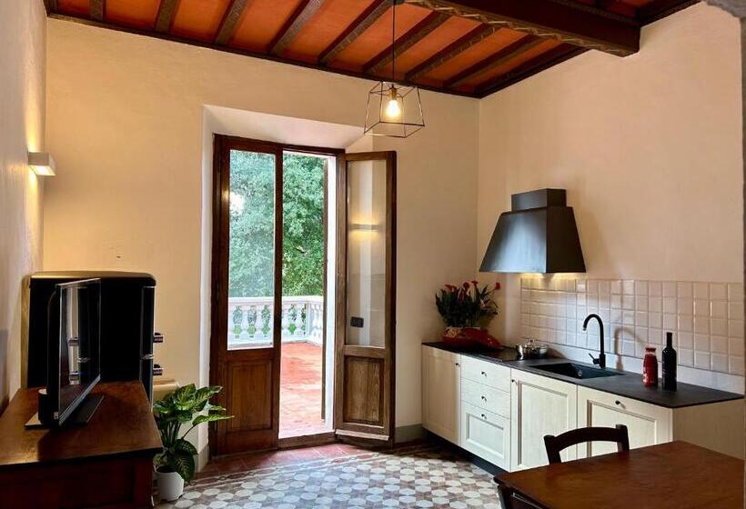 شقة غرفة واحدة مزودة بتراس, Villa Mucellena